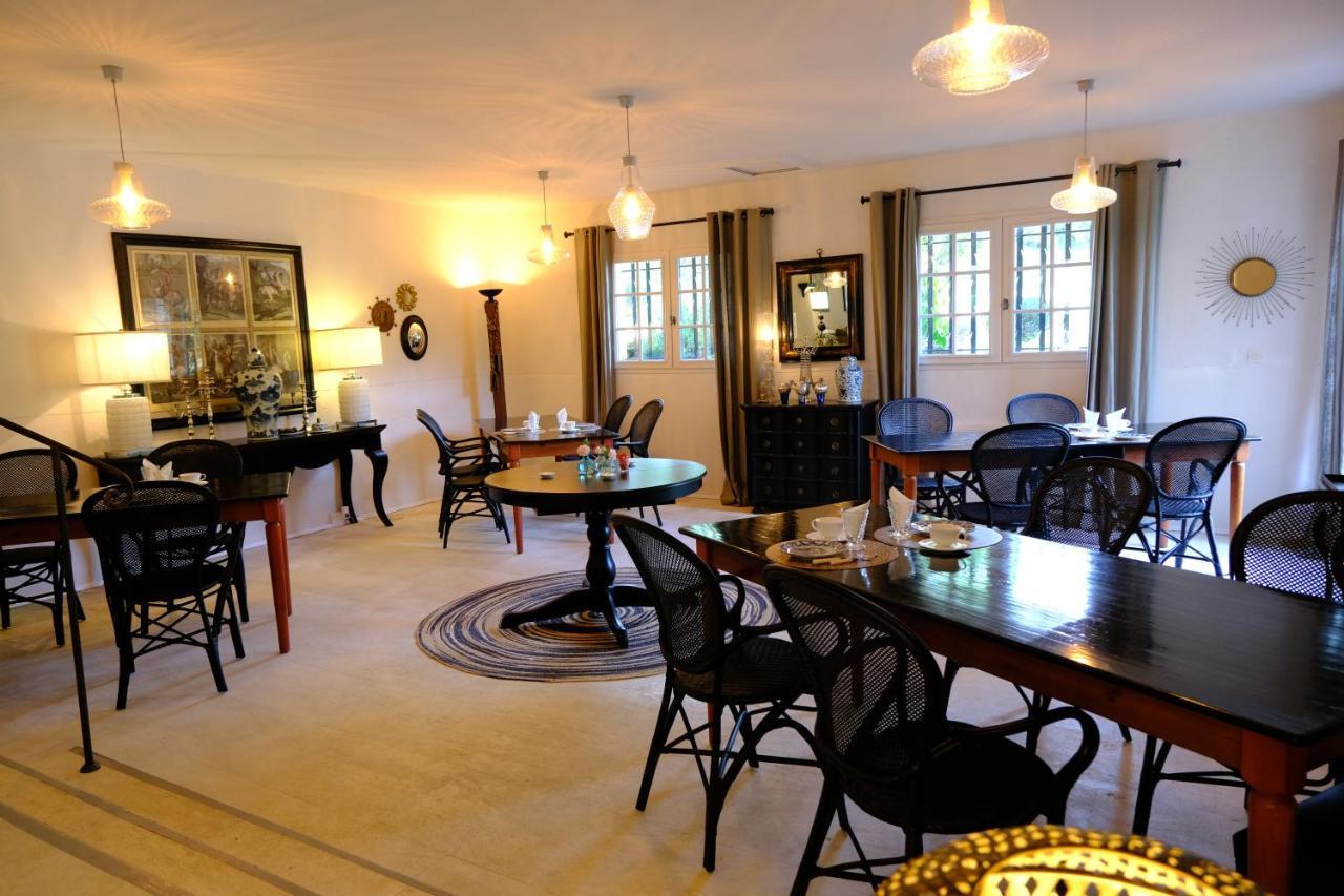 Bed and Breakfast Domaine Le Bois Des Dames Chantemerle-les-Grignan Екстер'єр фото