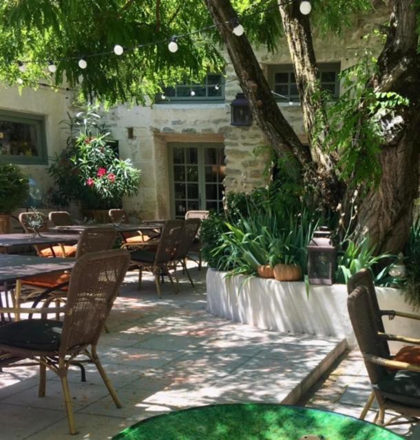 Bed and Breakfast Domaine Le Bois Des Dames Chantemerle-les-Grignan Екстер'єр фото