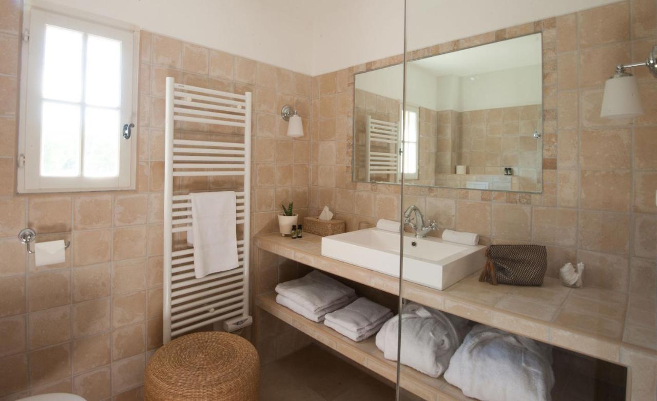 Bed and Breakfast Domaine Le Bois Des Dames Chantemerle-les-Grignan Екстер'єр фото